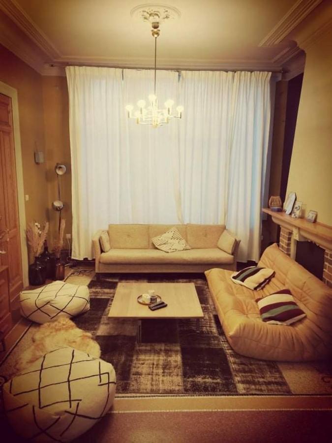 Villa Karaktervolle Woning Met Zwembad Te Ronse Esterno foto